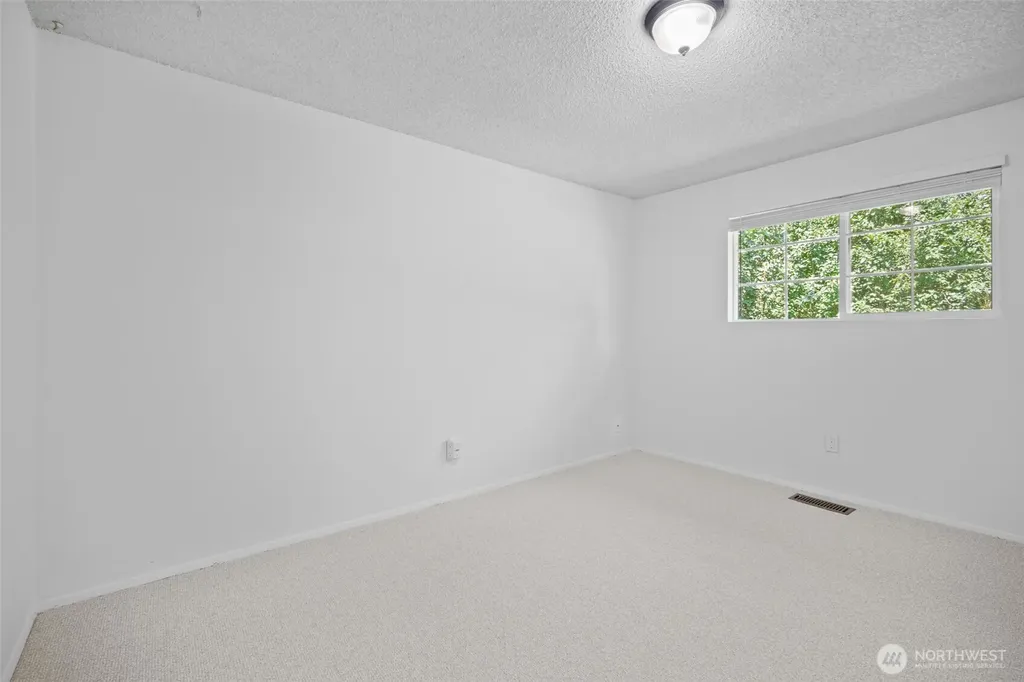 6749 Labello Drive Lynden WA 98264