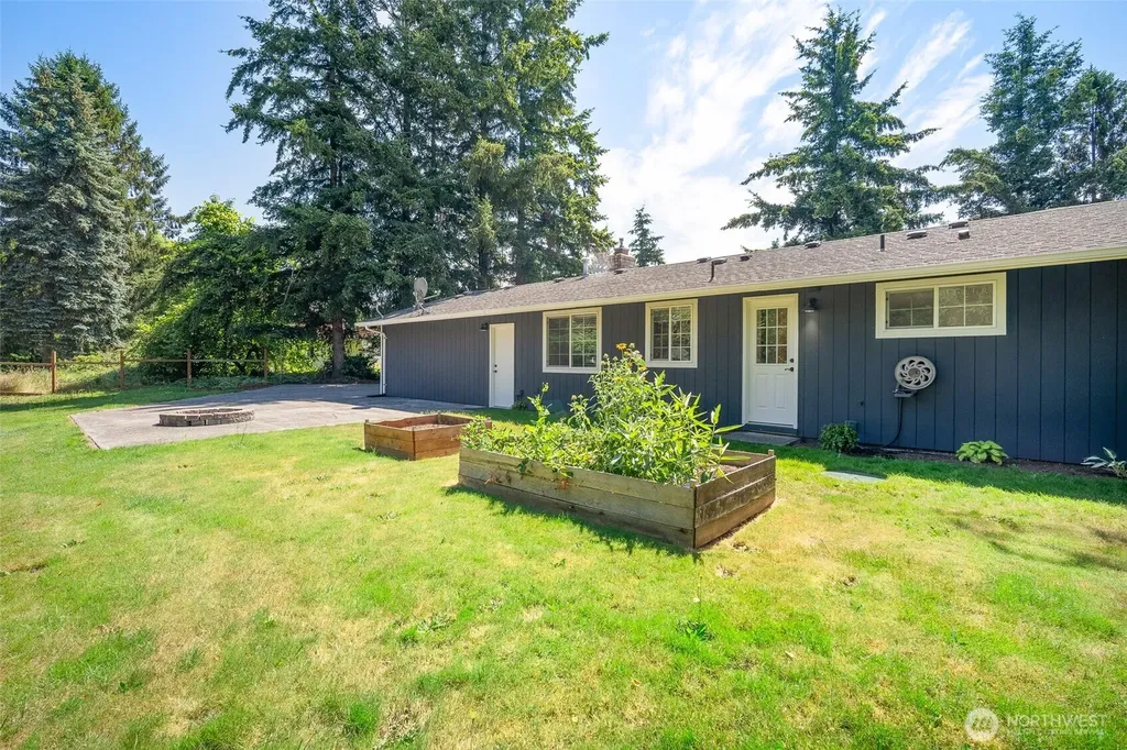 6749 Labello Drive Lynden WA 98264