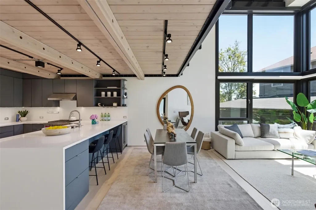 301 Lee Street Seattle WA 98109