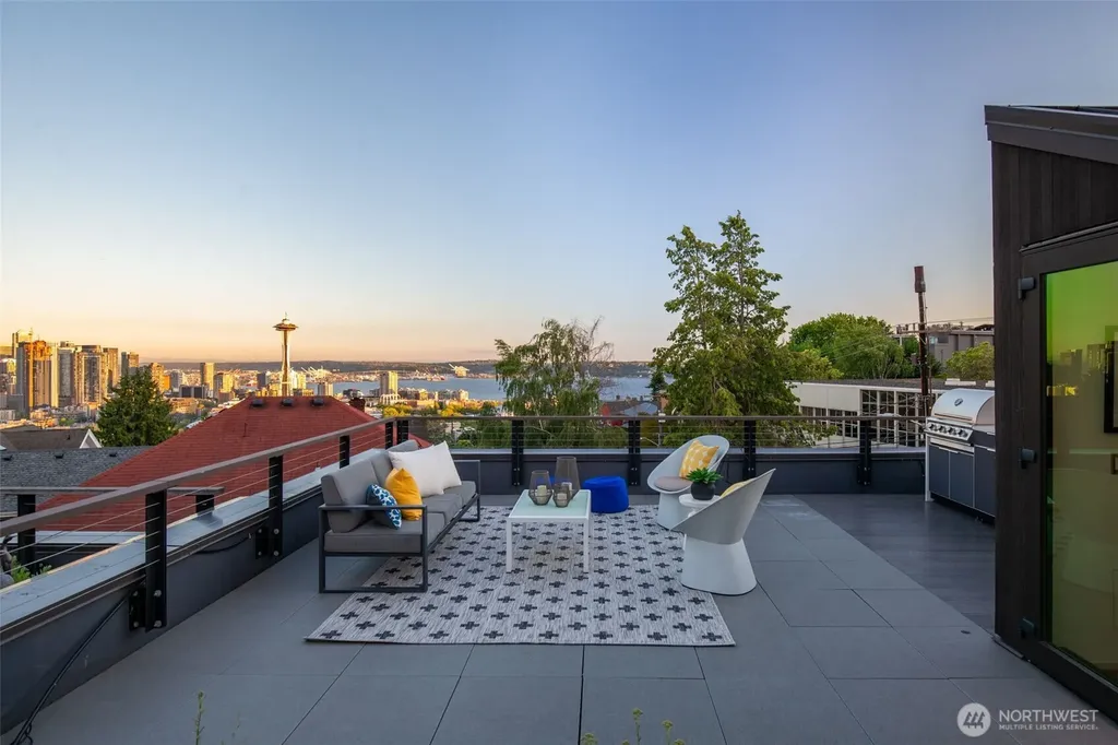 301 Lee Street Seattle WA 98109
