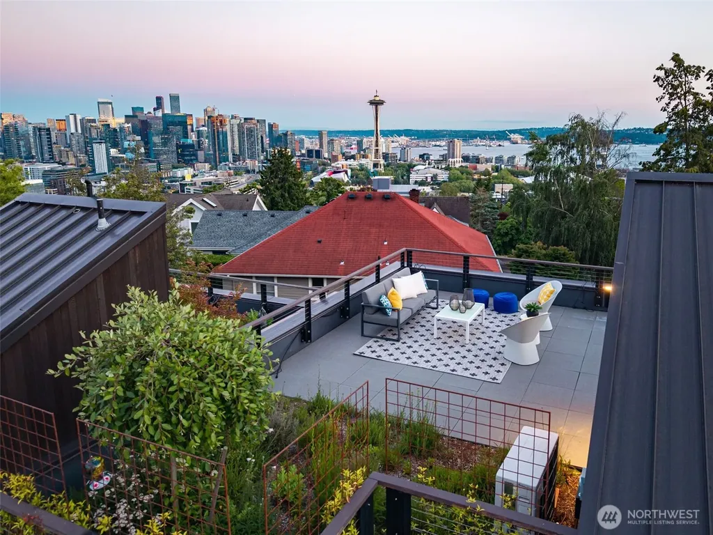 301 Lee Street Seattle WA 98109