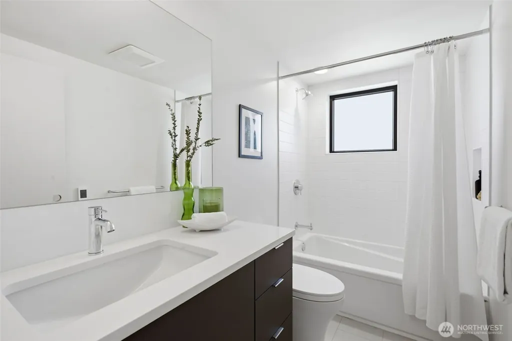 301 Lee Street Seattle WA 98109