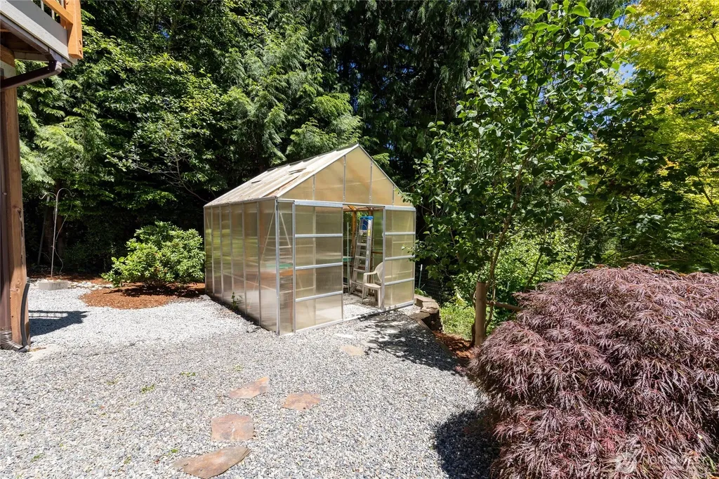 15765 Green Leaf Lane SW Port Orchard WA 98367