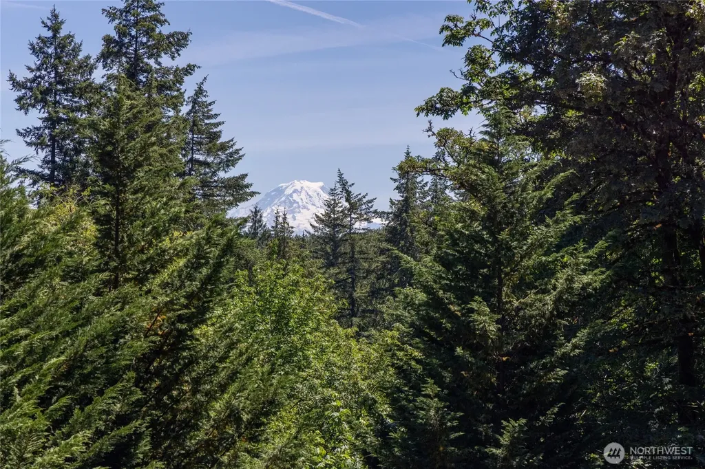 15765 Green Leaf Lane SW Port Orchard WA 98367
