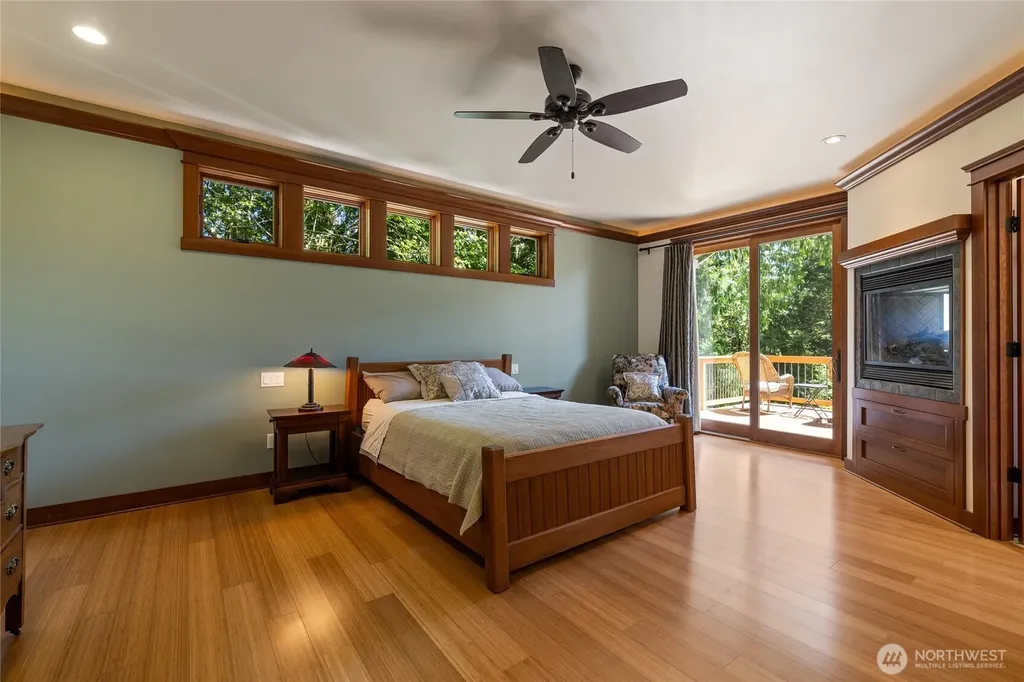 15765 Green Leaf Lane SW Port Orchard WA 98367