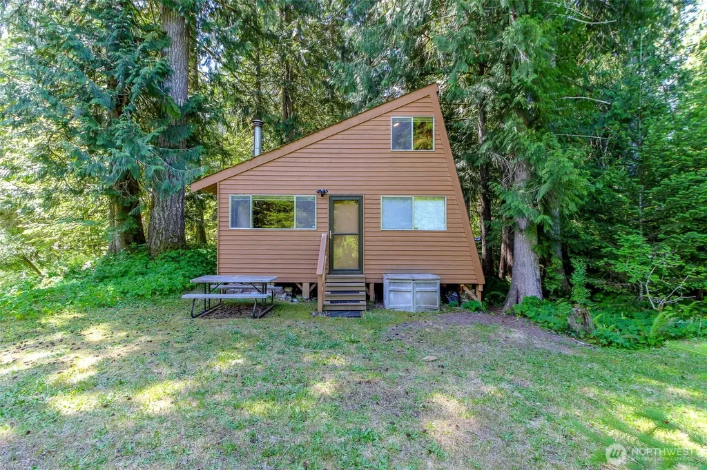 38115 564th St Ct E Ashford WA 98304