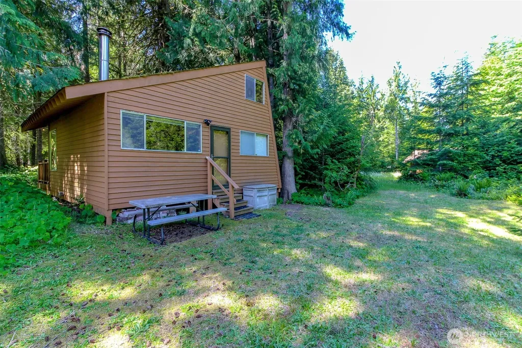 38115 564th St Ct E Ashford WA 98304