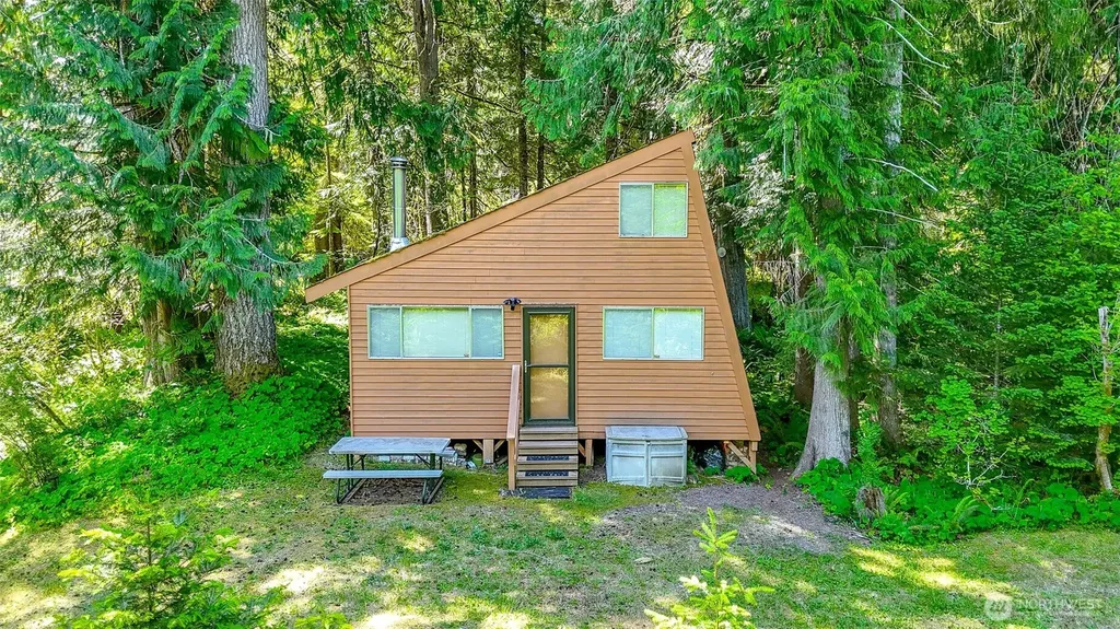 38115 564th St Ct E Ashford WA 98304