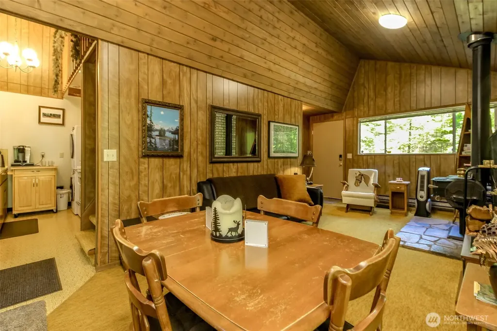 38115 564th St Ct E Ashford WA 98304