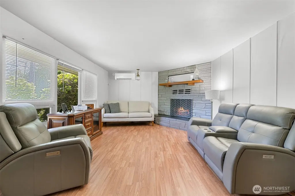 3138 Alderwood Bellingham WA 98229