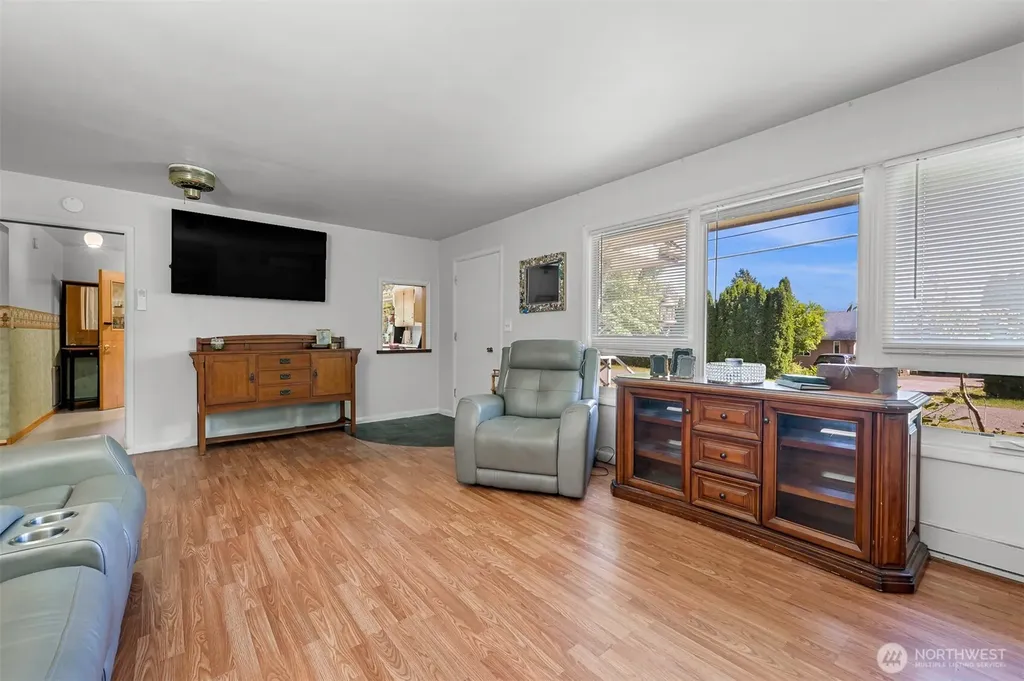 3138 Alderwood Bellingham WA 98229