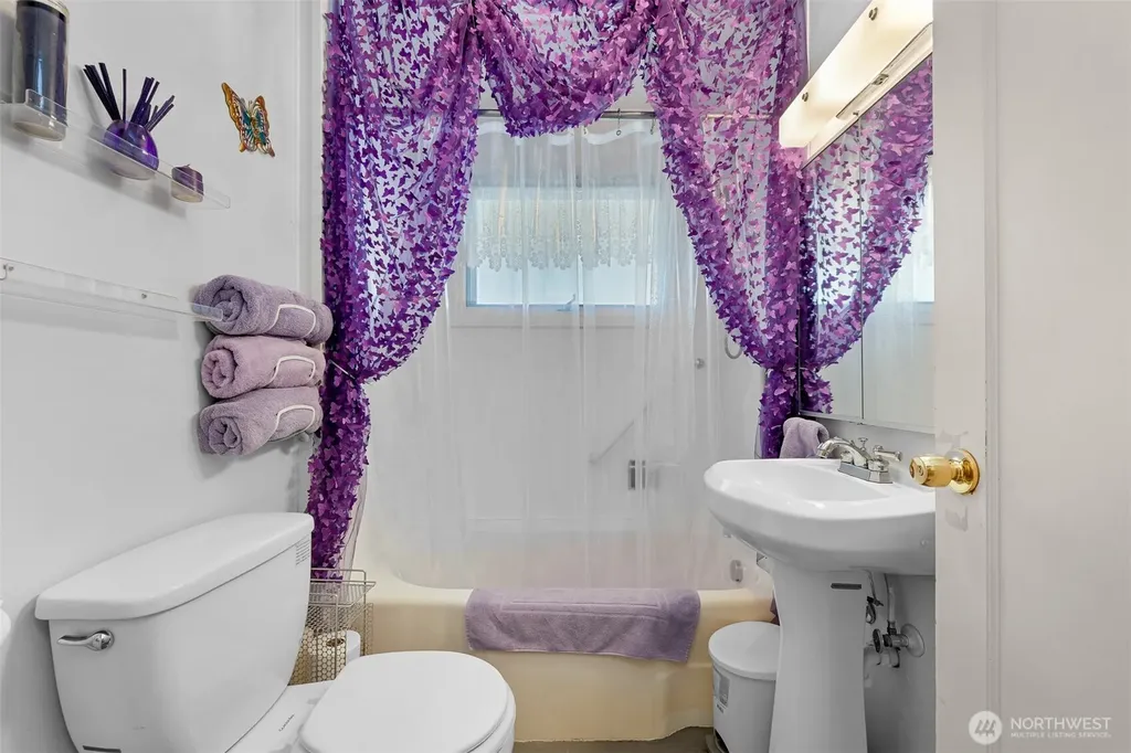 3138 Alderwood Bellingham WA 98229