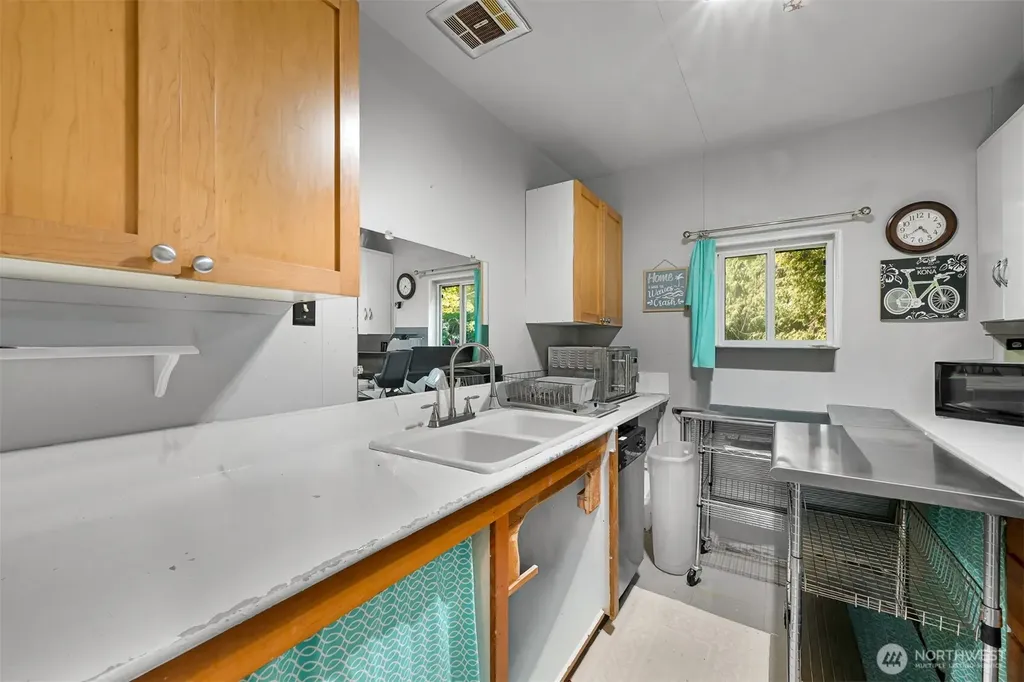 3138 Alderwood Bellingham WA 98229