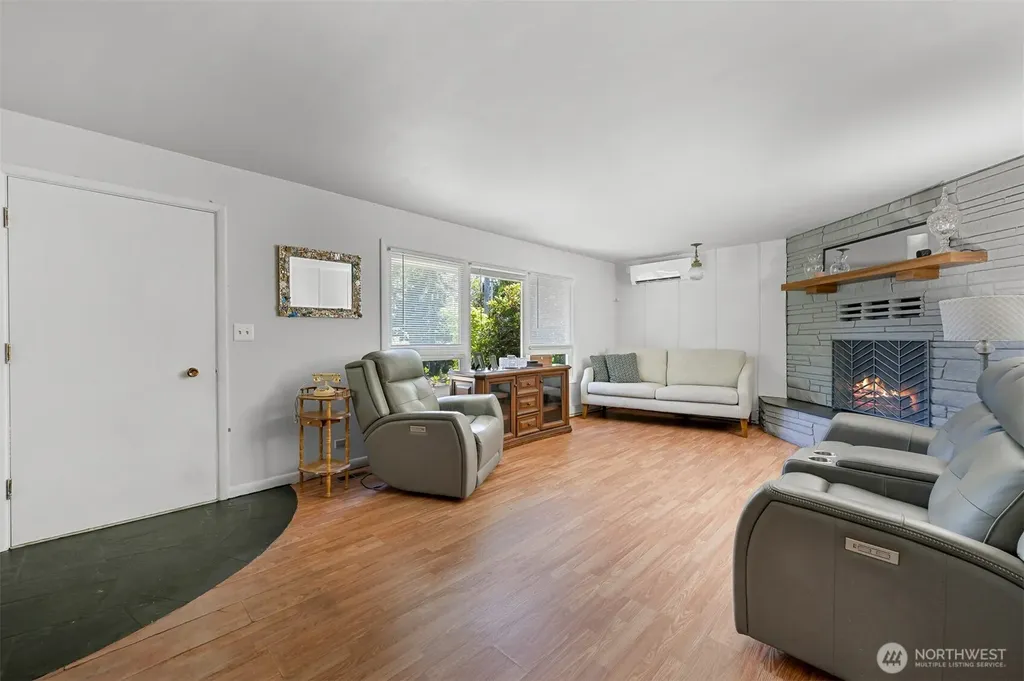 3138 Alderwood Bellingham WA 98229