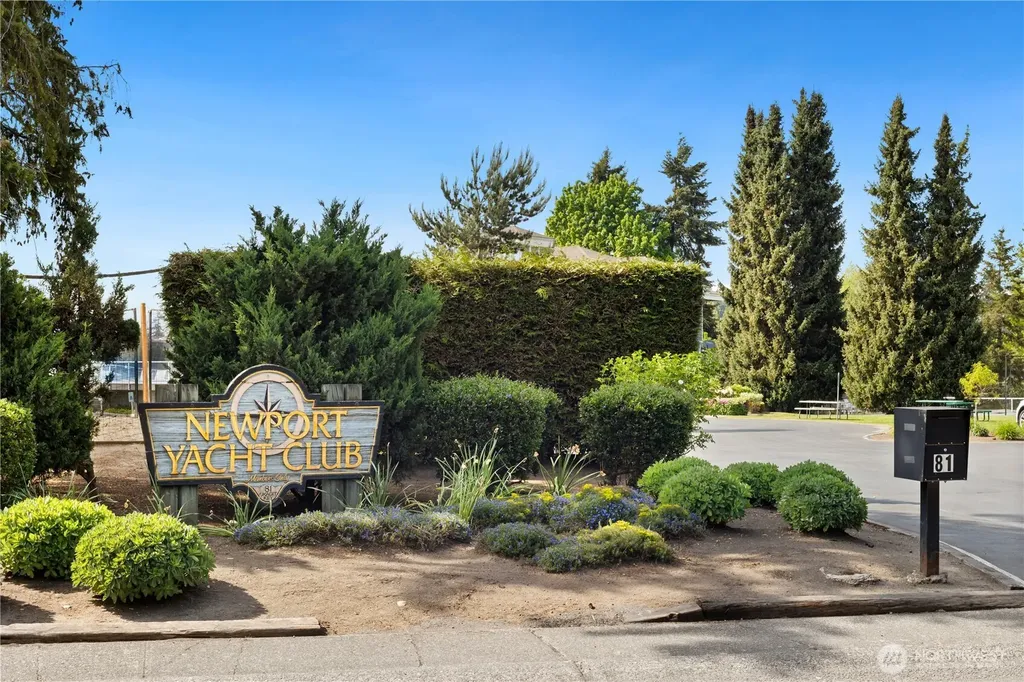 87 Cascade Key Bellevue WA 98006