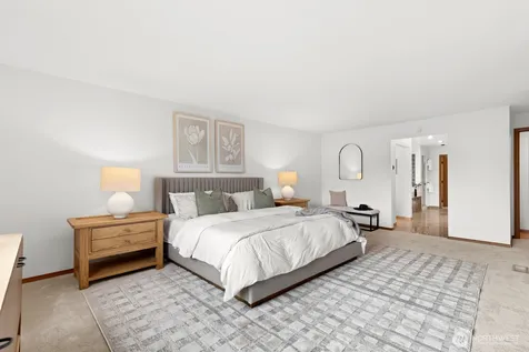 87 Cascade Key Bellevue WA 98006