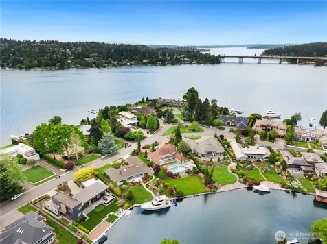 87 Cascade Key Bellevue WA 98006