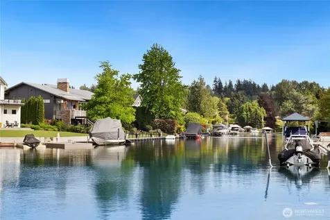 87 Cascade Key Bellevue WA 98006