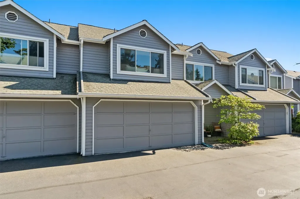 21116 80th Avenue W Edmonds WA 98026
