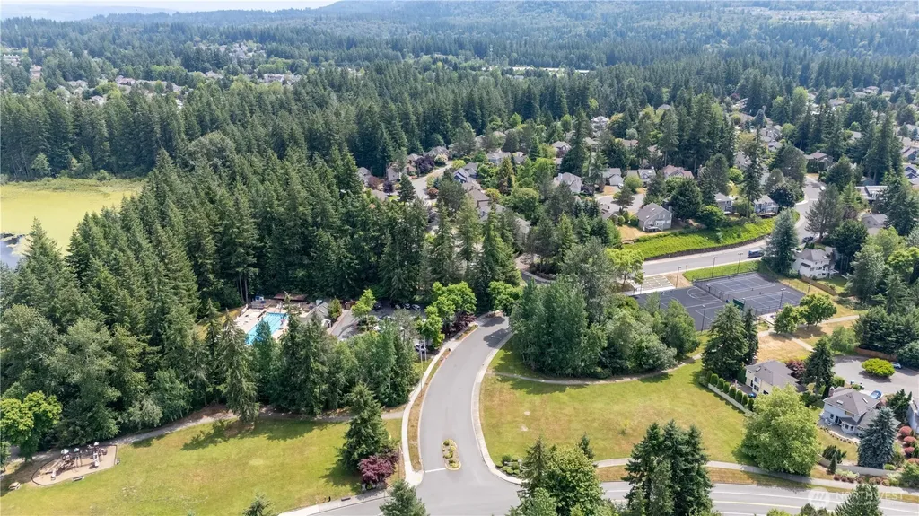 4170 244th Place SE Sammamish WA 98029