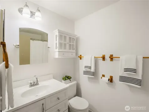 4170 244th Place SE Sammamish WA 98029