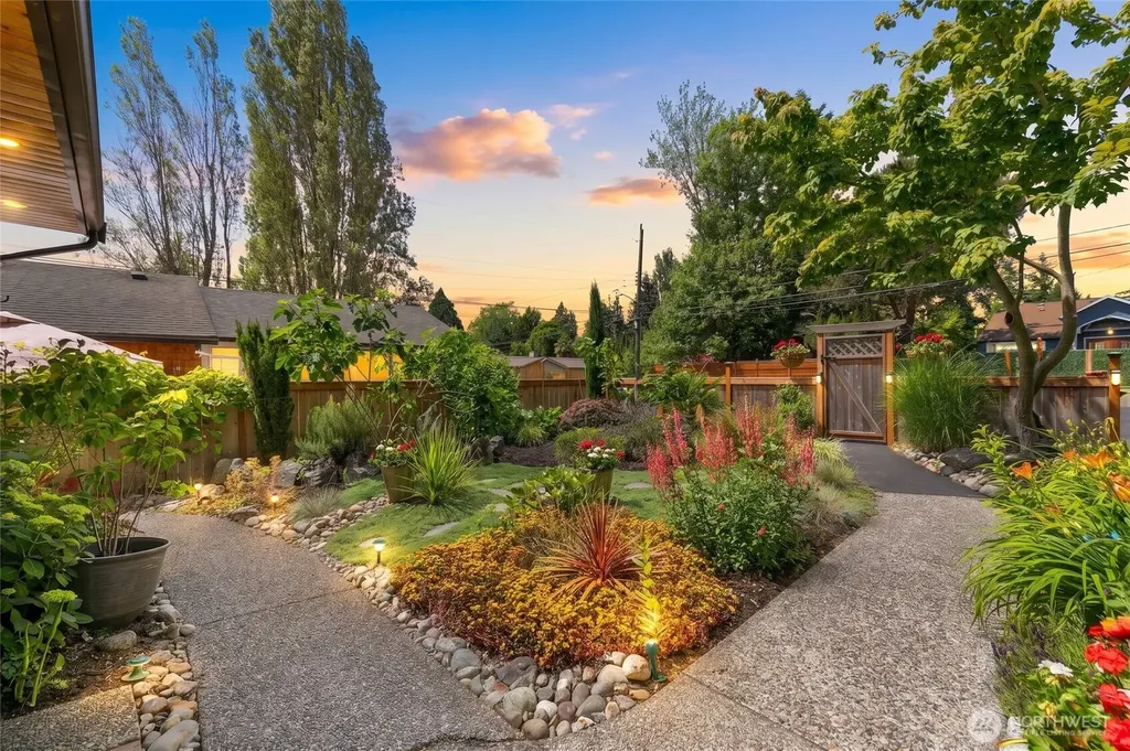 2007 NE 137th Street Seattle WA 98125