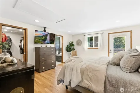 2007 NE 137th Street Seattle WA 98125