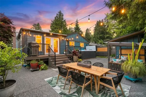 2007 NE 137th Street Seattle WA 98125