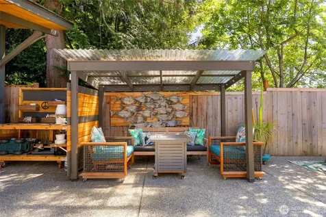 2007 NE 137th Street Seattle WA 98125