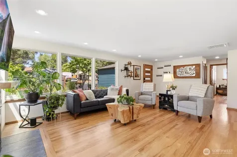 2007 NE 137th Street Seattle WA 98125