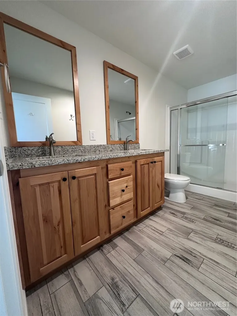 1561 E Trails End Drive Belfair WA 98528