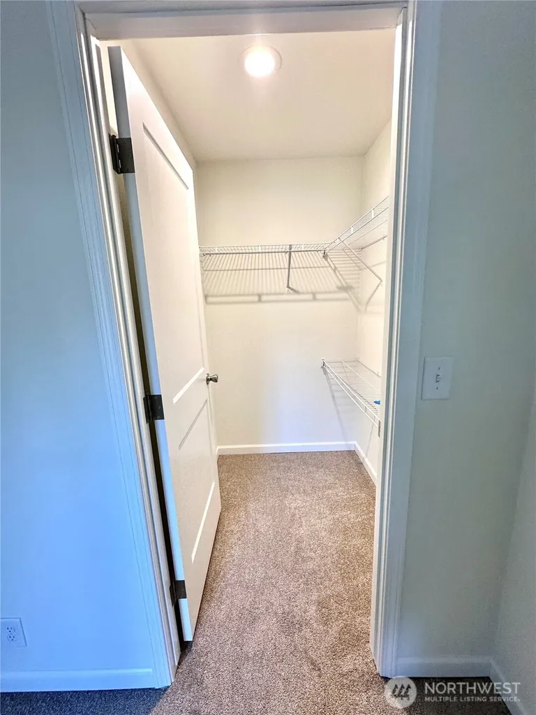 1561 E Trails End Drive Belfair WA 98528