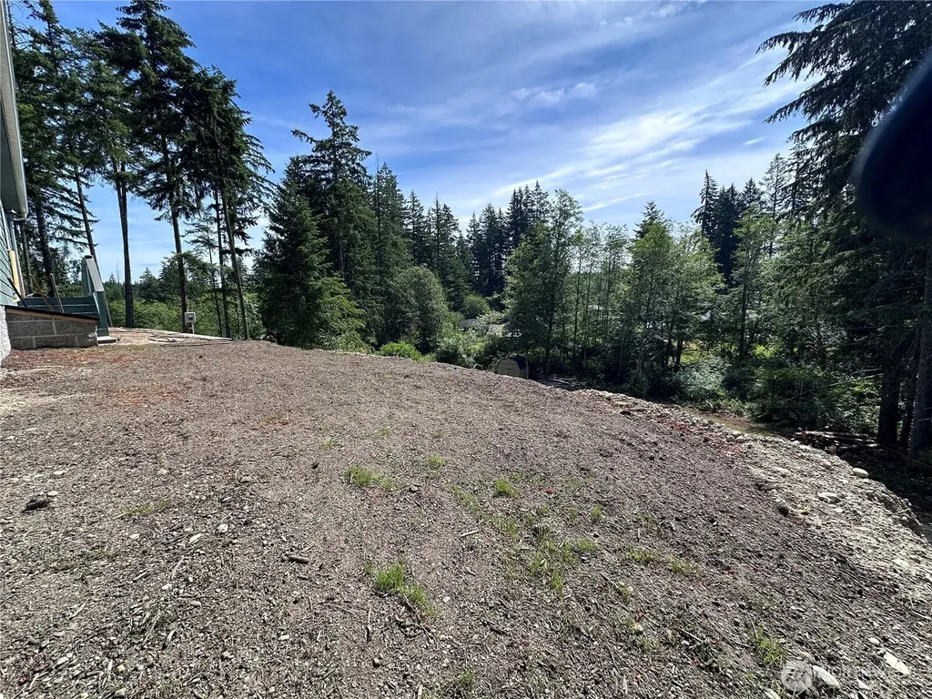 1561 E Trails End Drive Belfair WA 98528