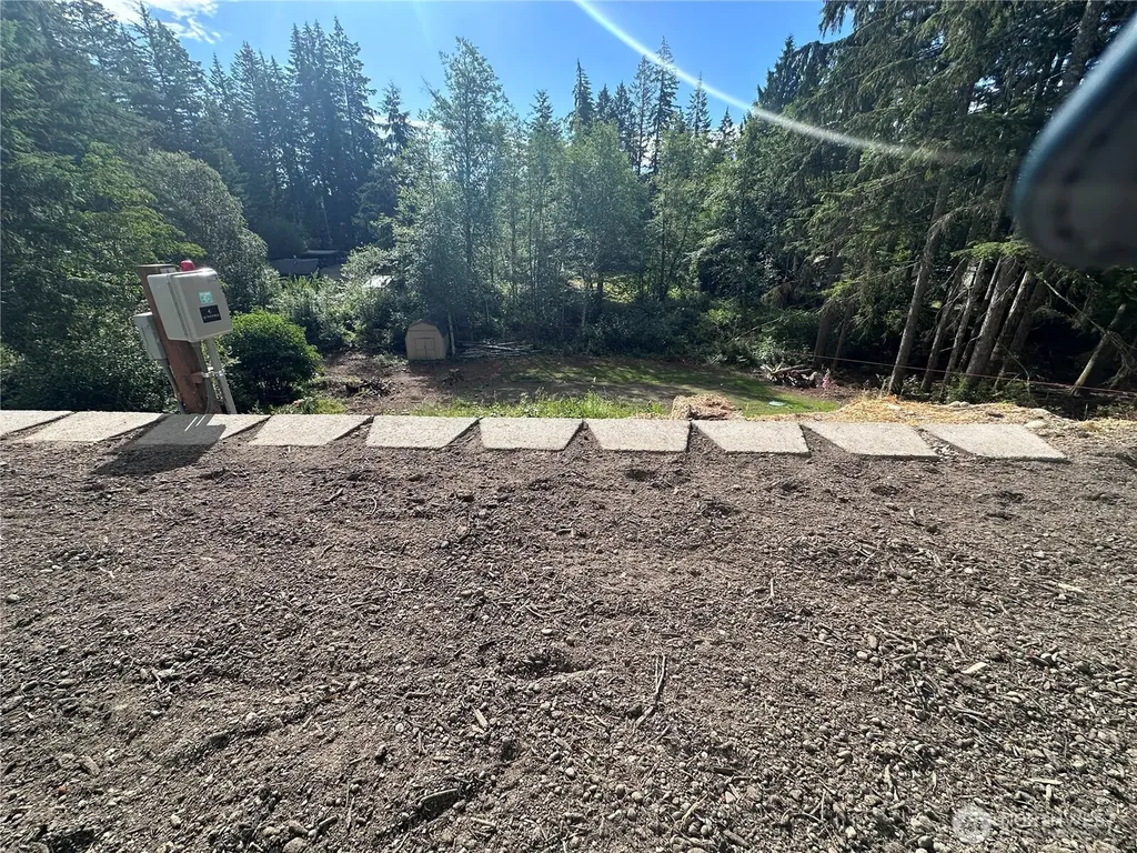 1561 E Trails End Drive Belfair WA 98528