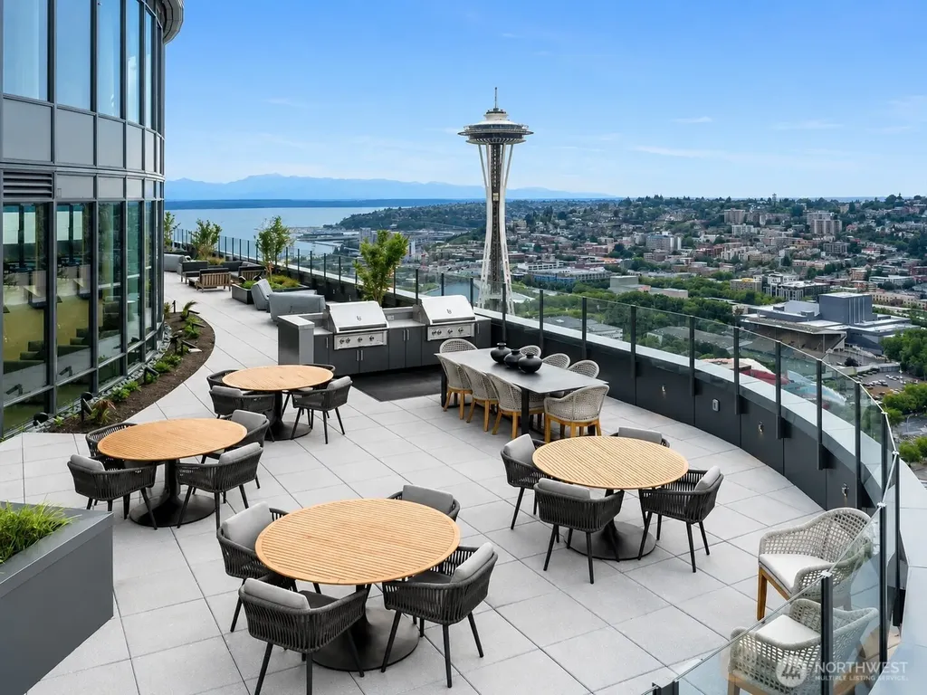 2510 6th Avenue Seattle WA 98121