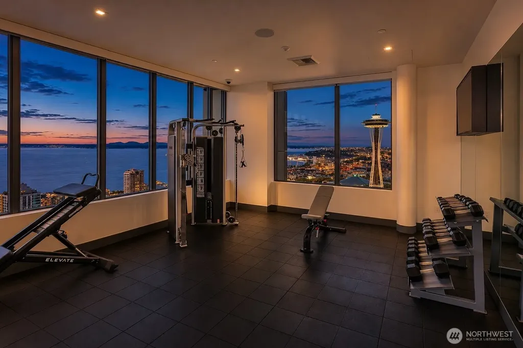 2510 6th Avenue Seattle WA 98121