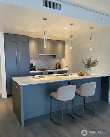 2510 6th Avenue Seattle WA 98121