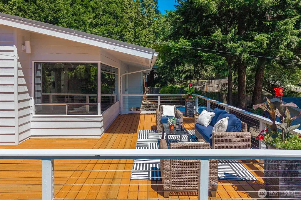 6620 NE 129th Street Kirkland WA 98034