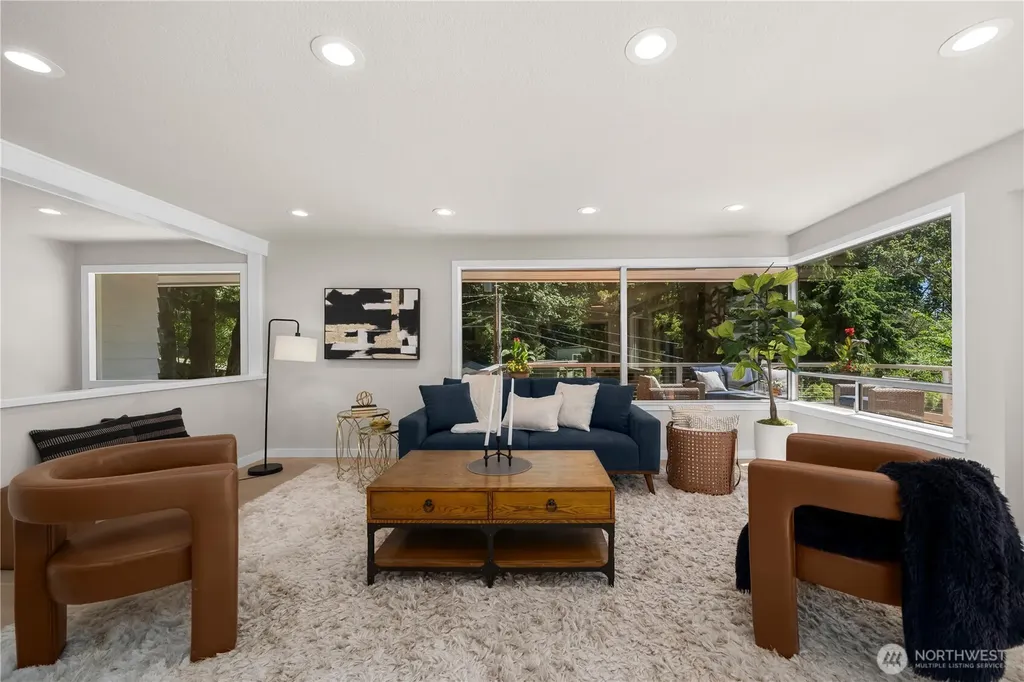 6620 NE 129th Street Kirkland WA 98034