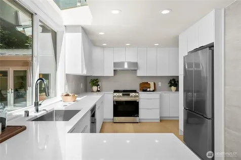 6620 NE 129th Street Kirkland WA 98034