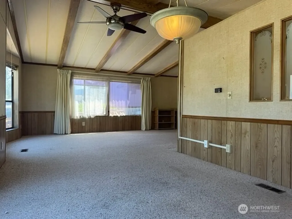 90 Baywood Village Road Sequim WA 98382