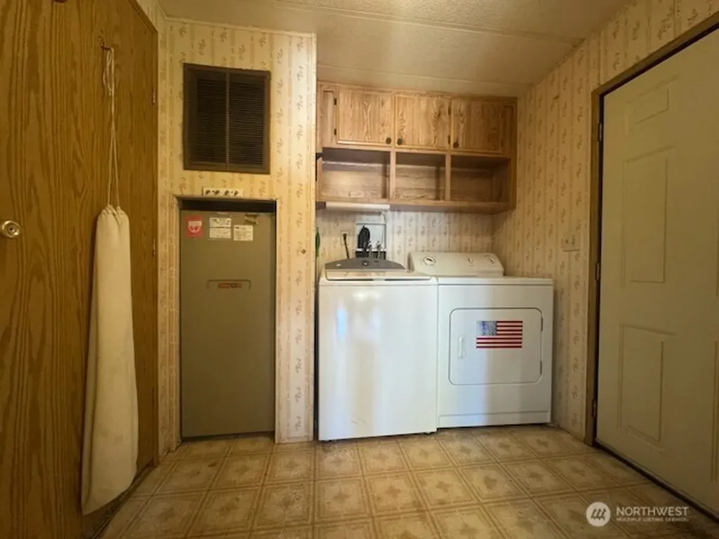 90 Baywood Village Road Sequim WA 98382