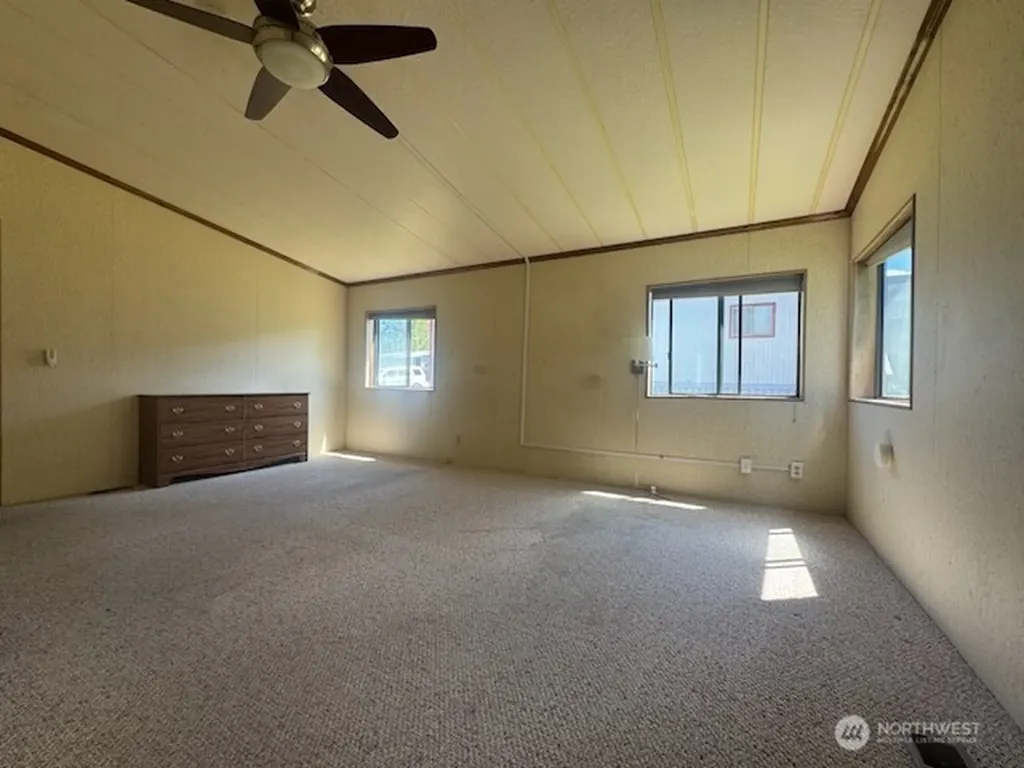 90 Baywood Village Road Sequim WA 98382