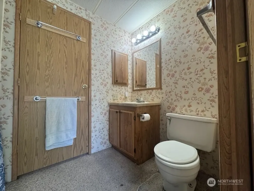90 Baywood Village Road Sequim WA 98382