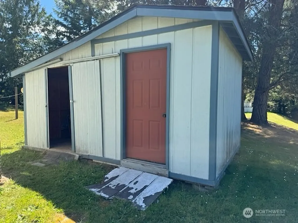 90 Baywood Village Road Sequim WA 98382