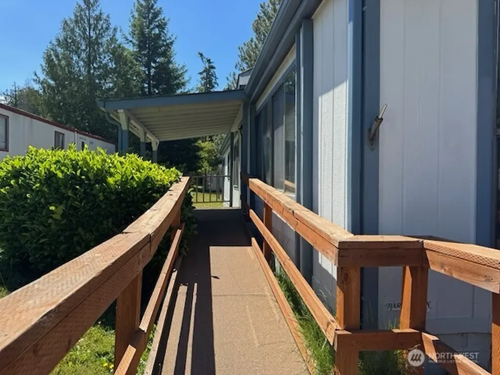 90 Baywood Village Road Sequim WA 98382
