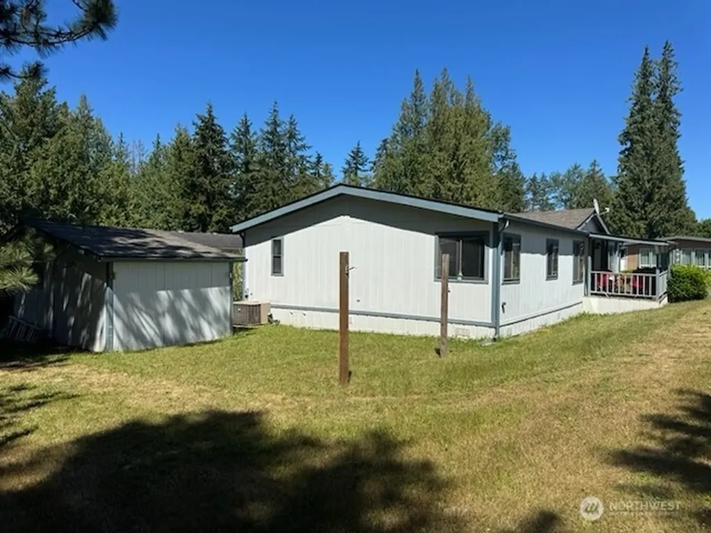 90 Baywood Village Road Sequim WA 98382