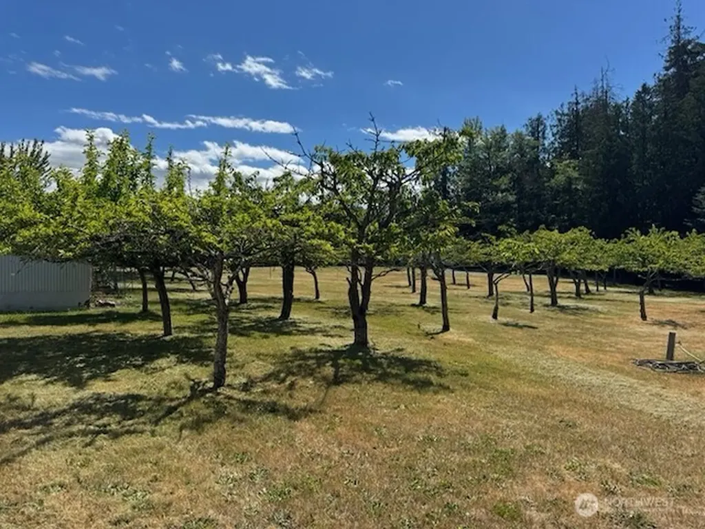 90 Baywood Village Road Sequim WA 98382