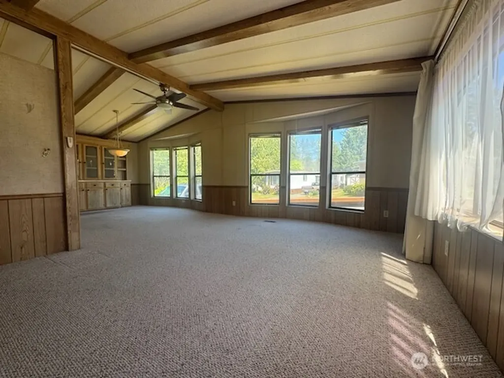 90 Baywood Village Road Sequim WA 98382