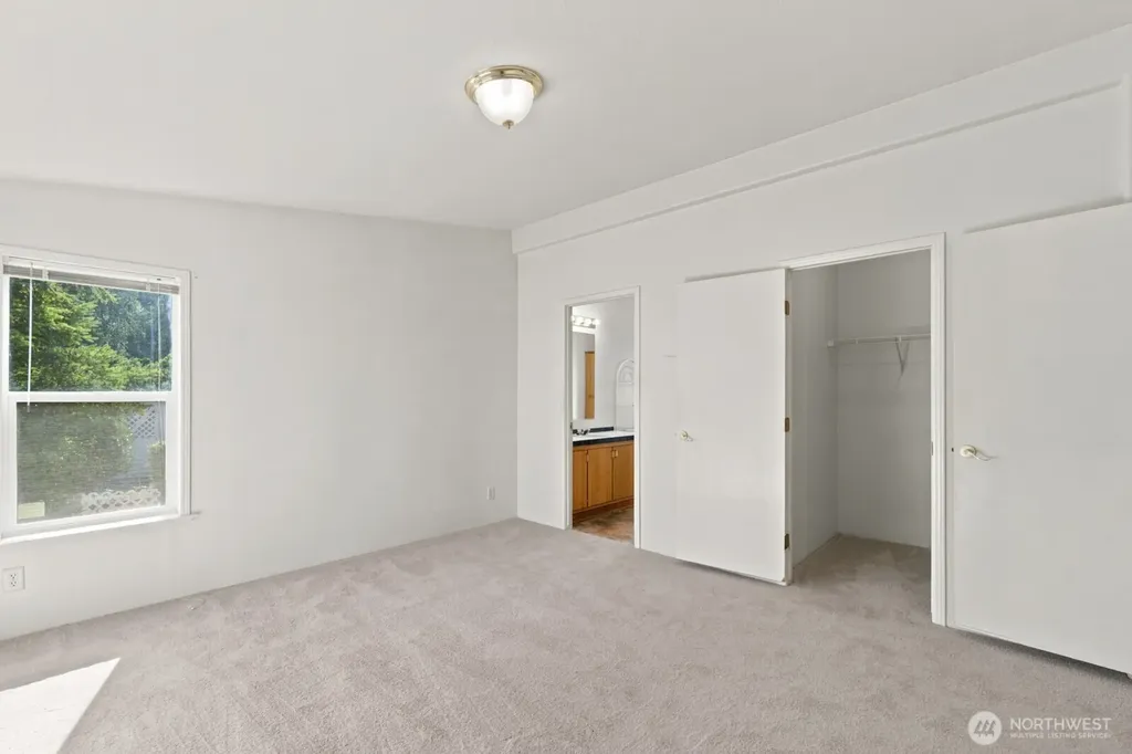 2302 R Street SE Auburn WA 98002